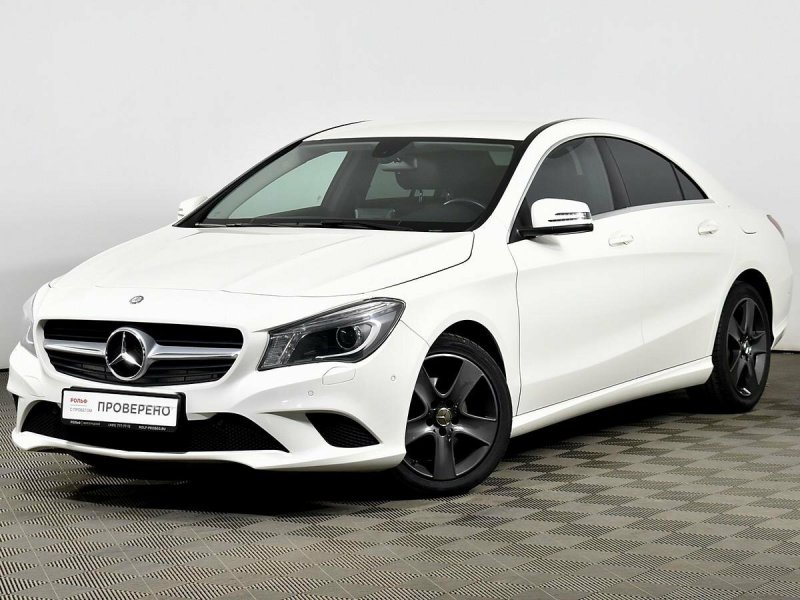 Mercedes Benz CLA 200
