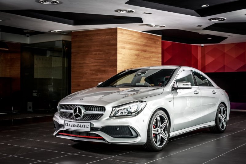 Mercedes Benz CLA 200