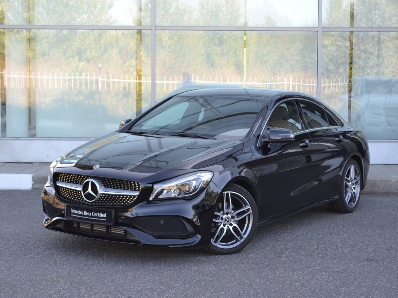 Mercedes CLA 200 черный