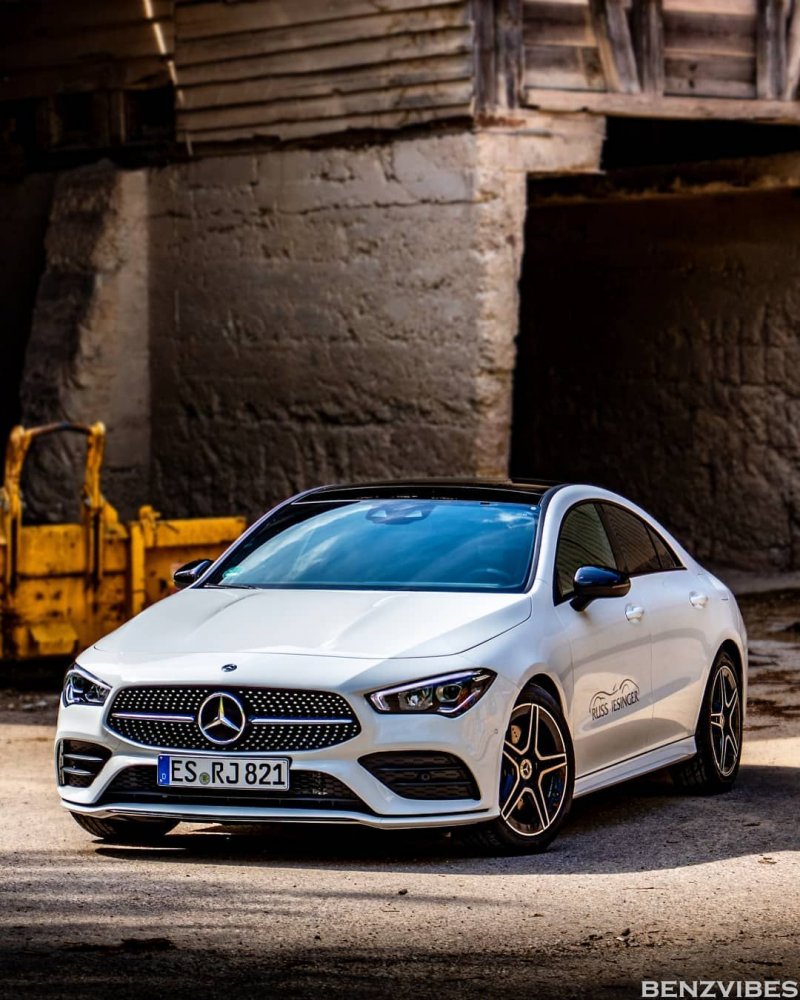 Mercedes Benz CLA