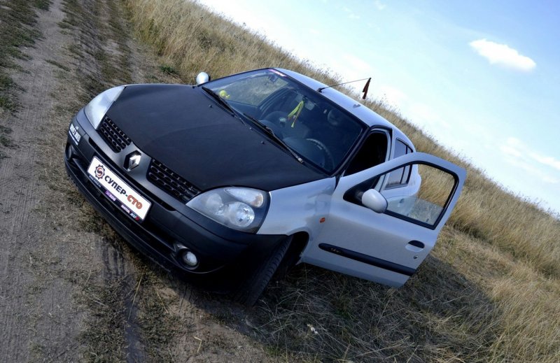 Renault symbol 16v