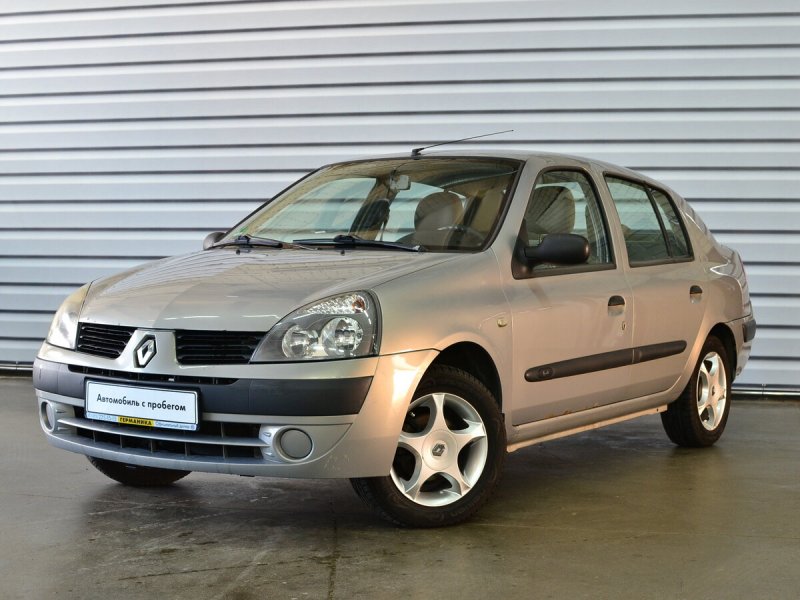 Renault symbol 1998
