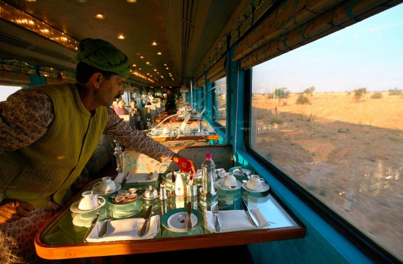 Royal Rajasthan on Wheels поезд