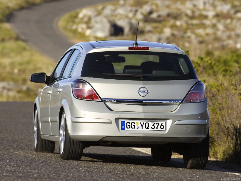 Opel Astra h 5d