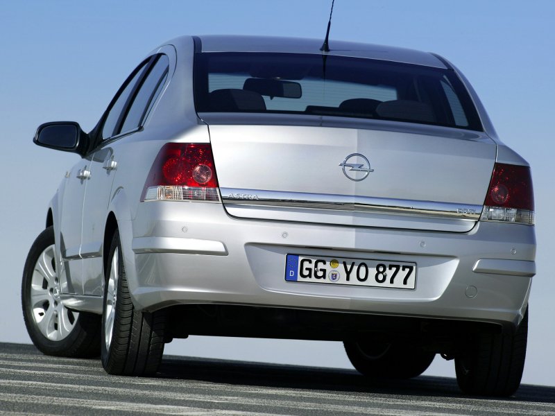 Opel Astra 2006 седан