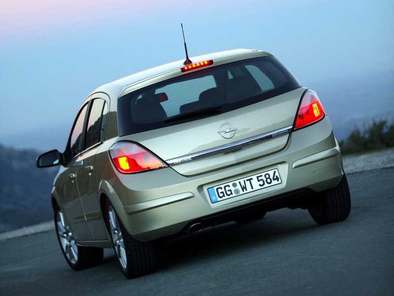 Opel Astra 2004