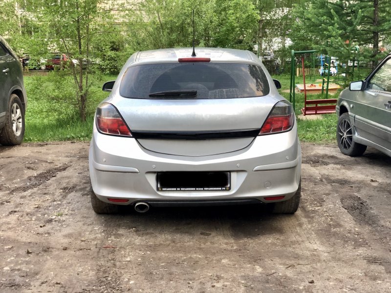 Opel Astra 2008 хэтчбек сзади