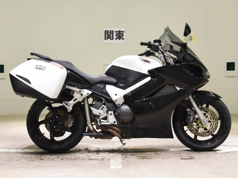 Honda VFR 800 2020