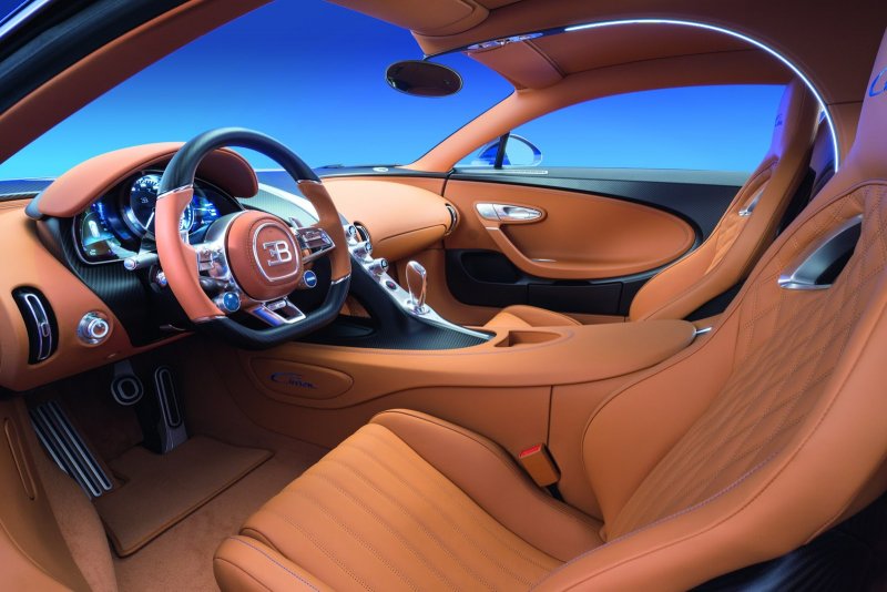 Bugatti Veyron салон