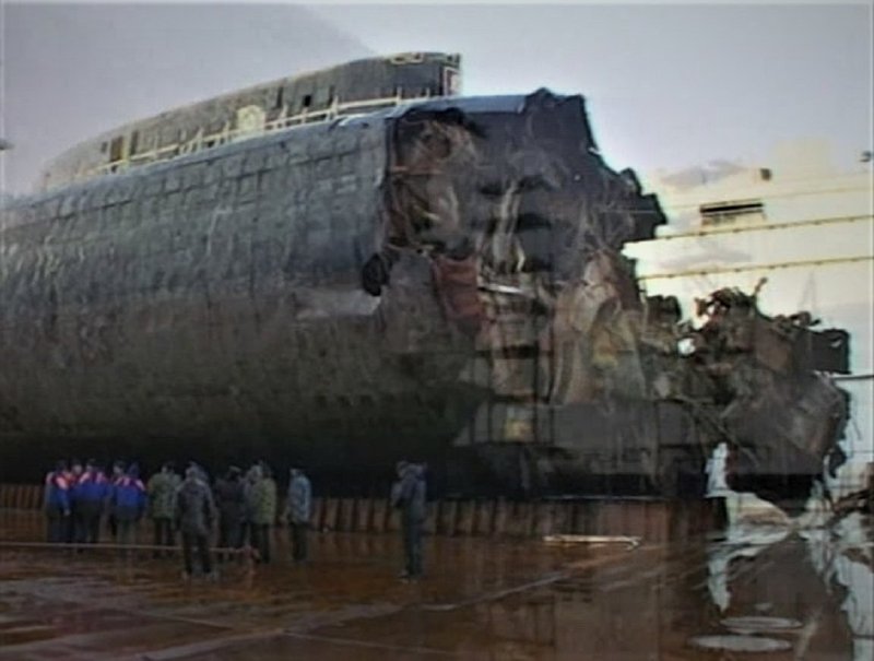 Атомная подводная лодка Курск