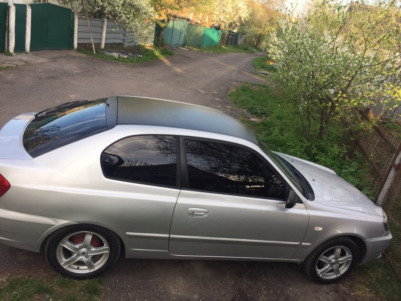 Хендай акцент 2 2001