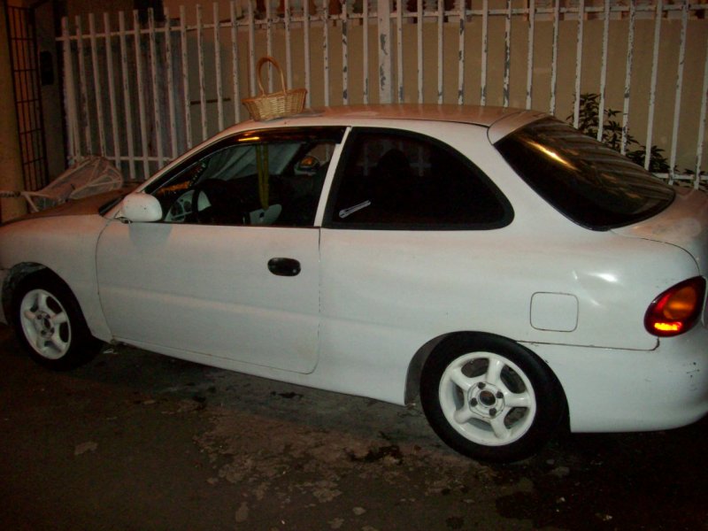 Hyundai Accent хэтчбек 2000
