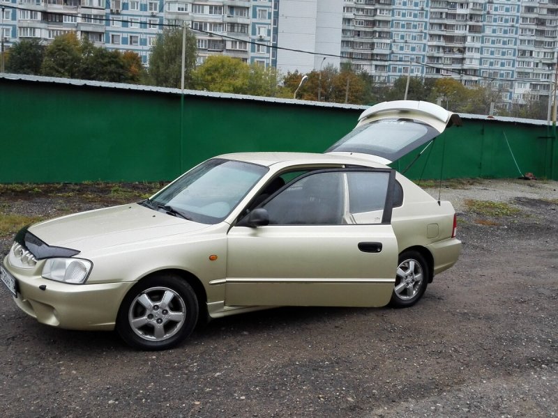 Hyundai Accent 2010