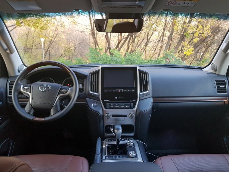 Land Cruiser 200 2021 салон