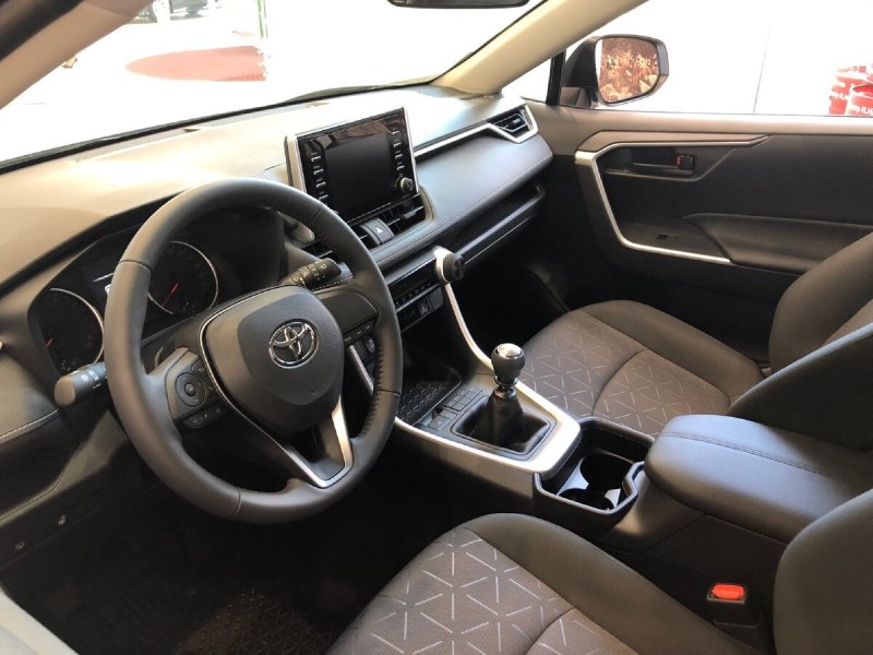 LK 300 Toyota салон