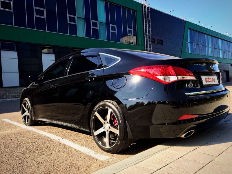 Hyundai i40 Black Tuning