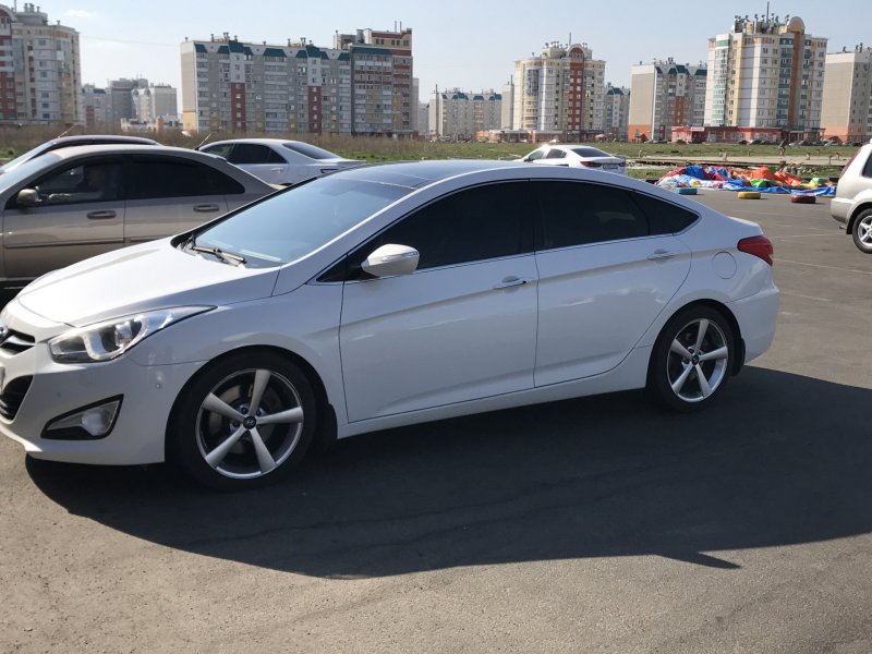 Hyundai i40 r20