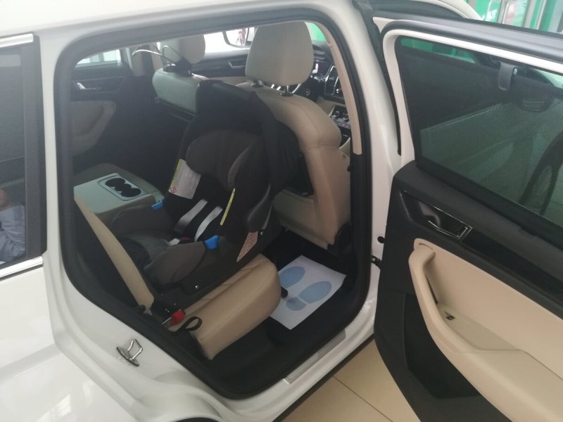 Skoda Kodiaq 7 мест 3d