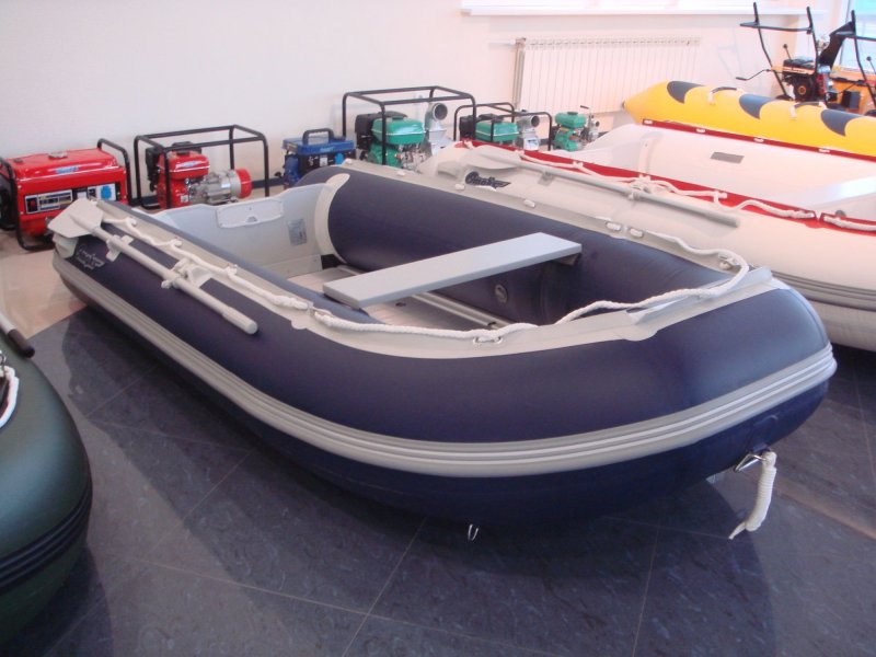 Лодка омакс 380