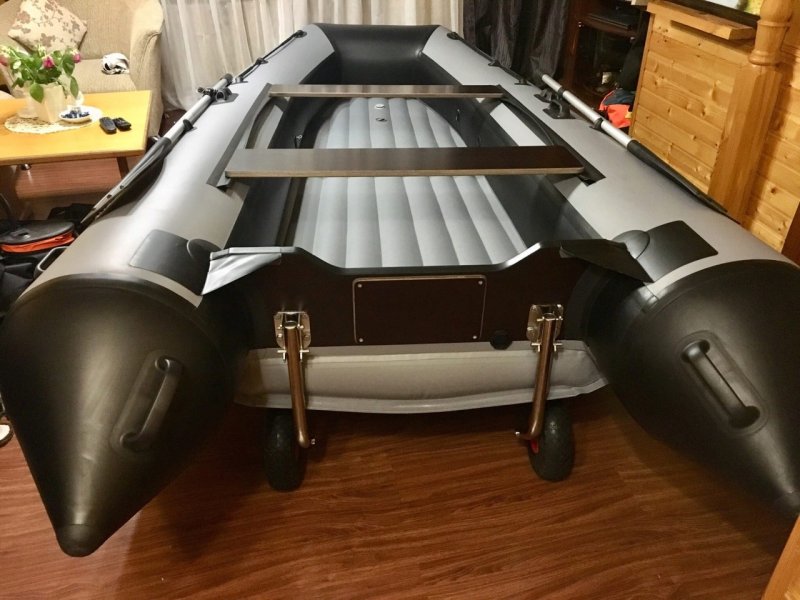 Лодка Riverboats RB-370 (НДНД)