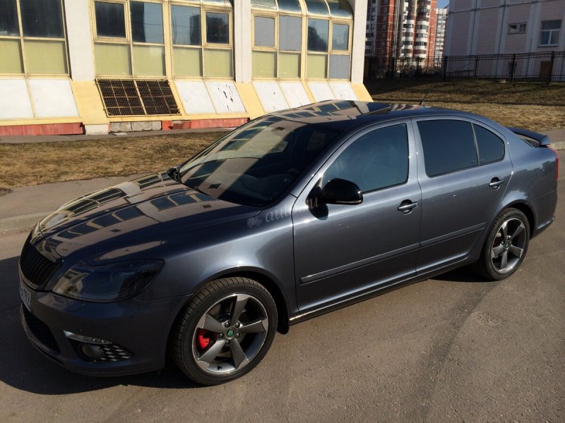 Skoda Octavia a5 RS серая