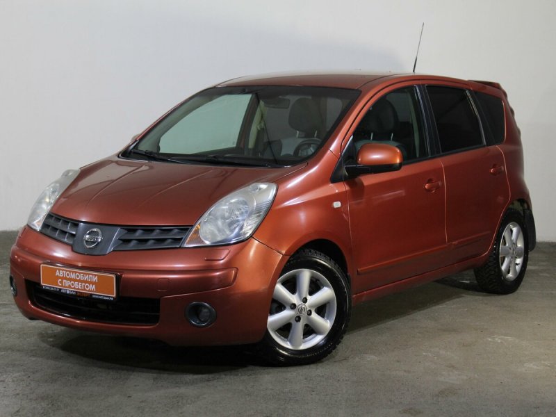 Ниссан ноут 2007 1.6 автомат