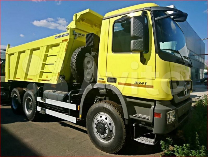 Самосвал Mercedes-Benz Actros 3341