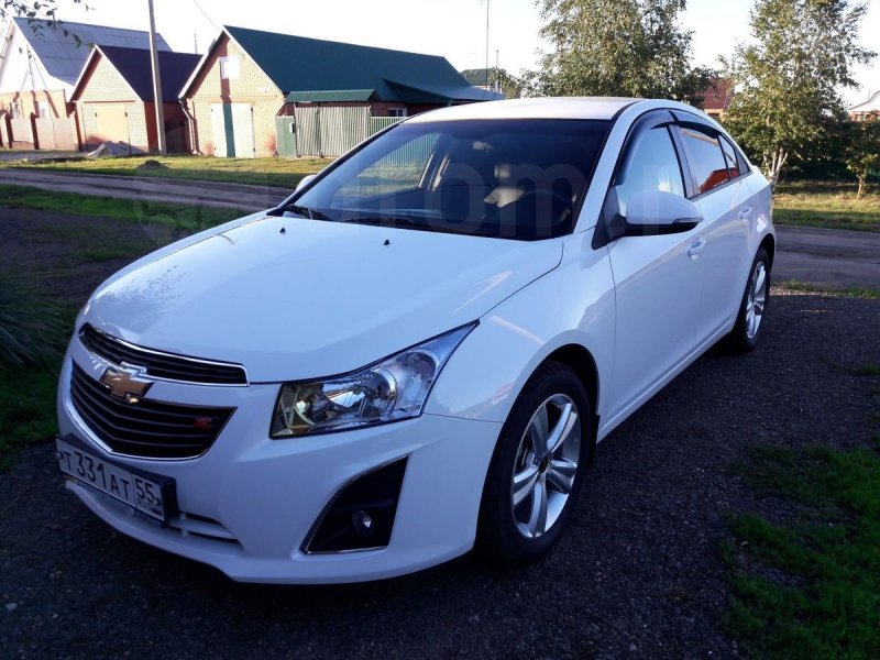 Шевроле Круз 2013 1.8 автомат