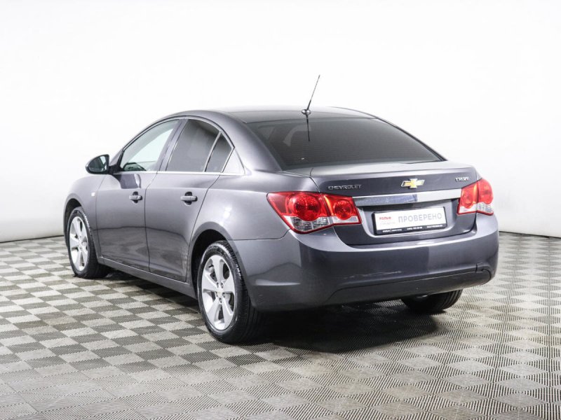 Шевроле Круз 2012 1.8 автомат