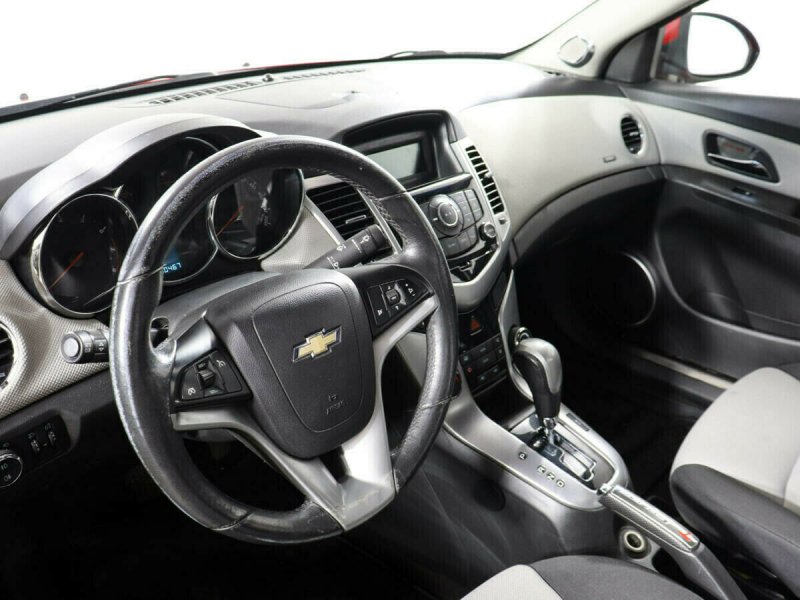 Шевроле Круз 1.8 автомат 2009