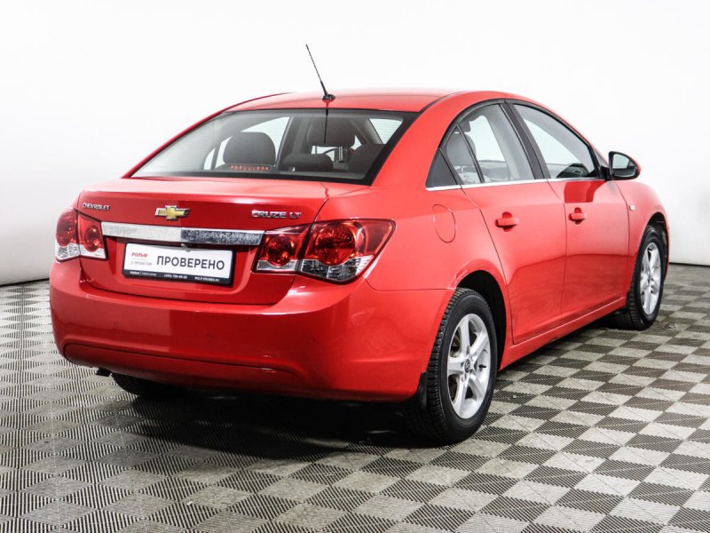 Chevrolet Cruze 1.8 АКПП черная