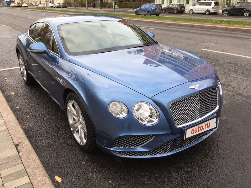 Bentley Continental gt голубой