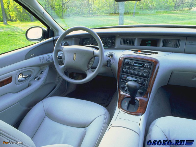 Lincoln Mark VIII, 1993 салон