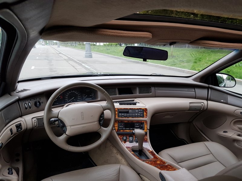 Lincoln Mark 8 салон