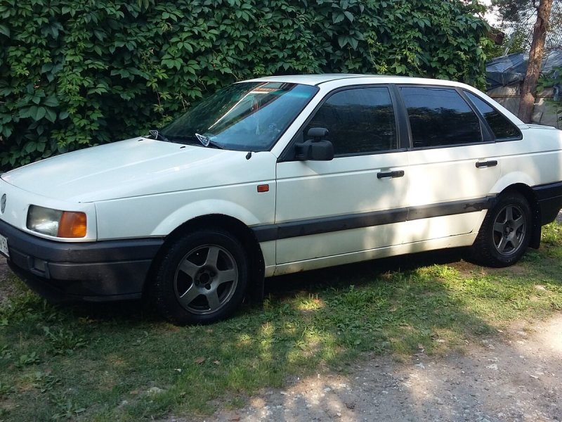 Фольксваген Пассат b3 1993