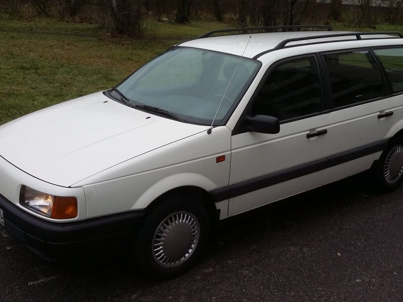 Фольксваген Пассат 1992 универсал