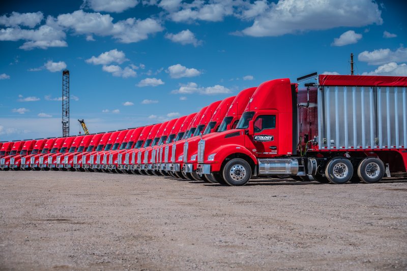 Kenworth 552