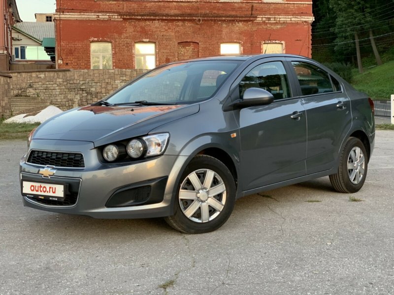 Chevrolet Aveo 2014 седан