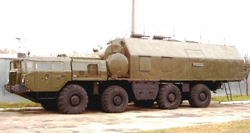 МАЗ военный тягач 537