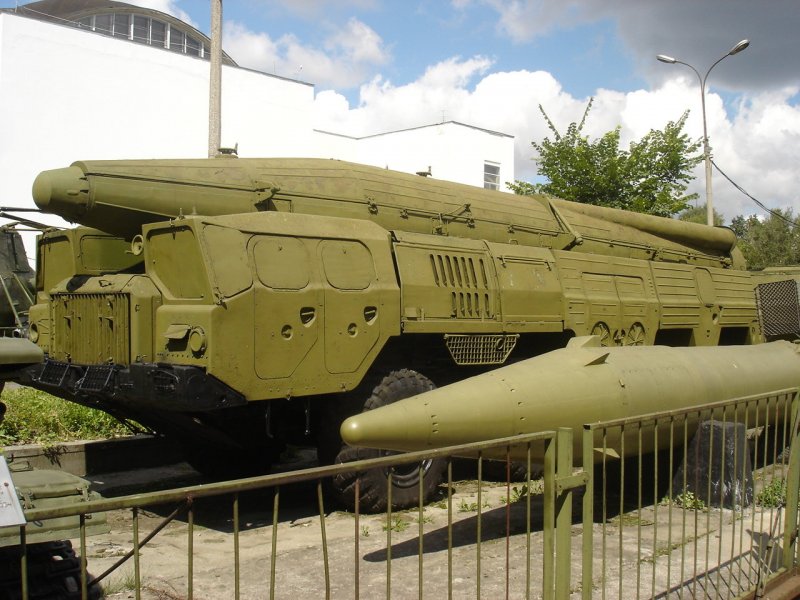 Седельный тягач МАЗ 7410