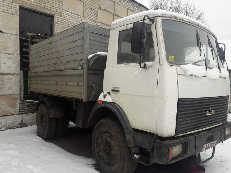 МАЗ 555102-223