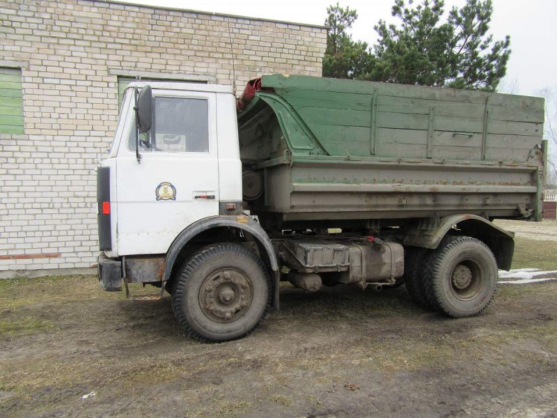 Прицеп МАЗ 555102
