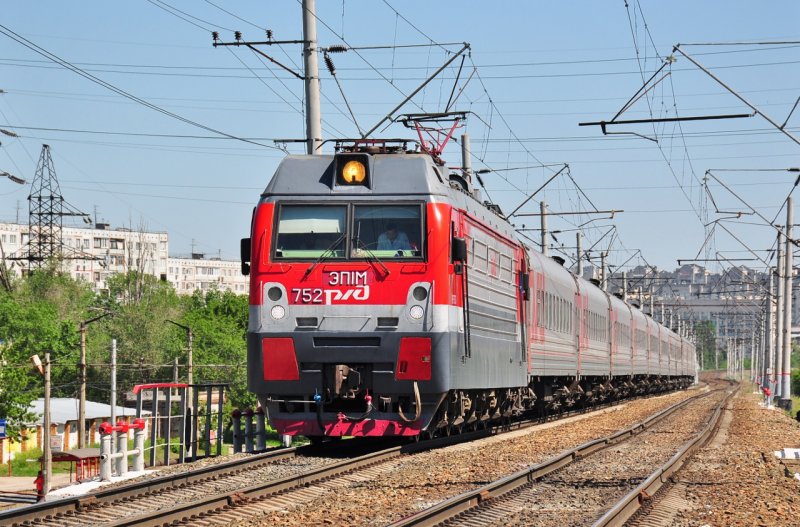 Электровоз эп1м 761