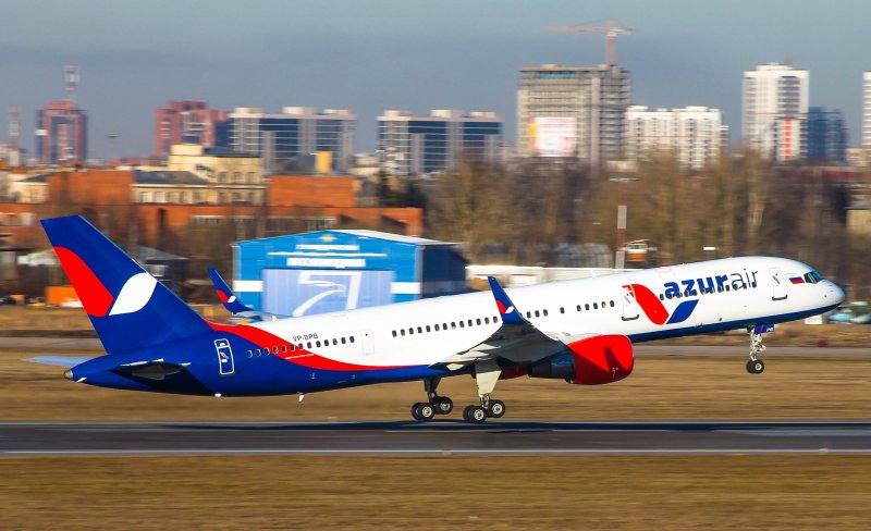 Авиакомпания Азур АИР