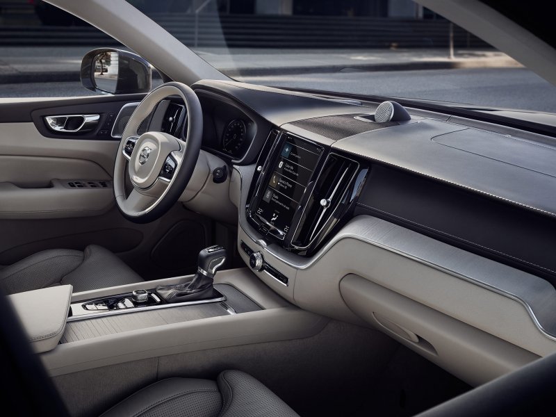 Вольво xc60 новая салон
