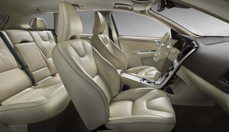 Volvo xc60 2011 салон