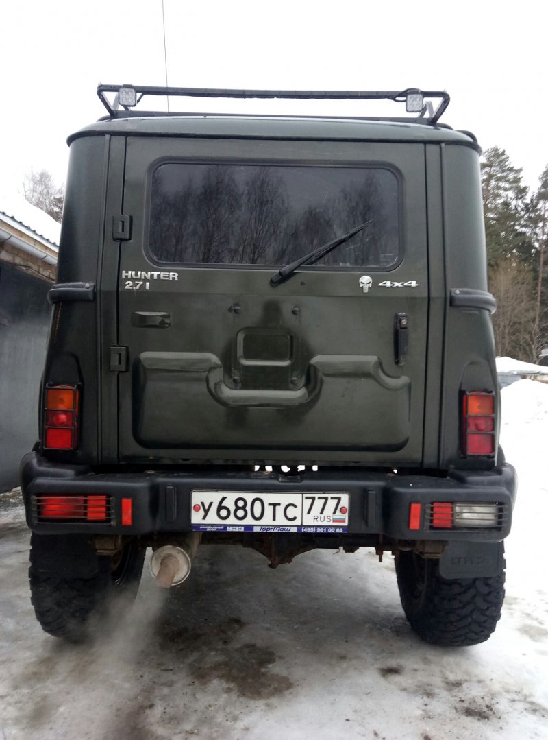 УАЗ 315195 сзади