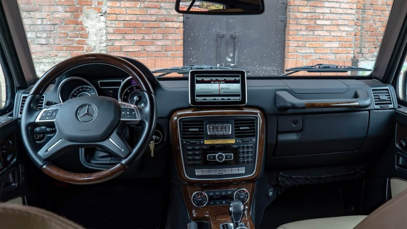 Mercedes Benz g500 салон
