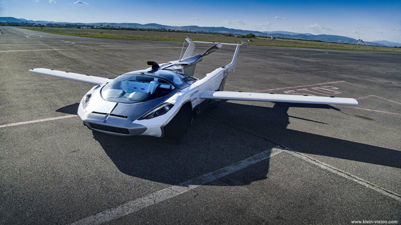 Летающий автомобиль AIRCAR словацкой компании Klein Vision
