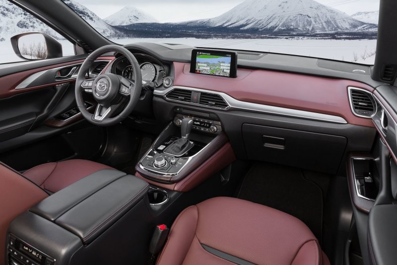 Mazda CX 9 Interior